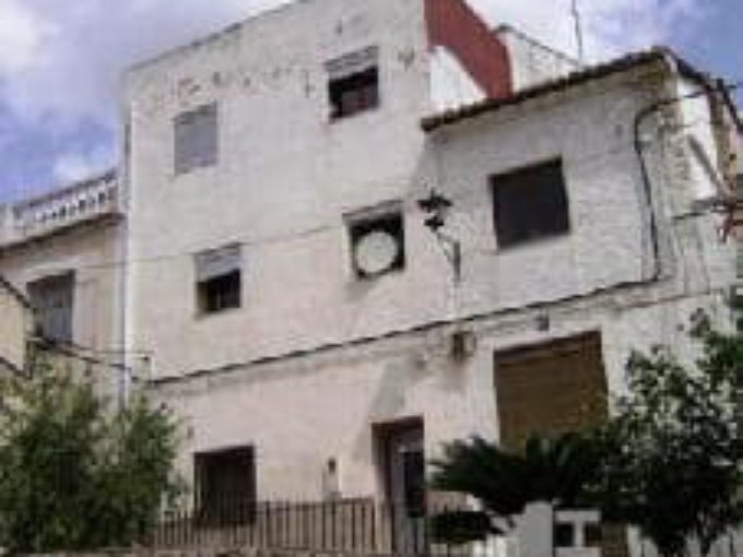 House in La Font d'En Carròs