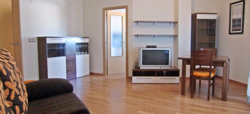 PISO EN PEGO CON BUENAS VISTAS