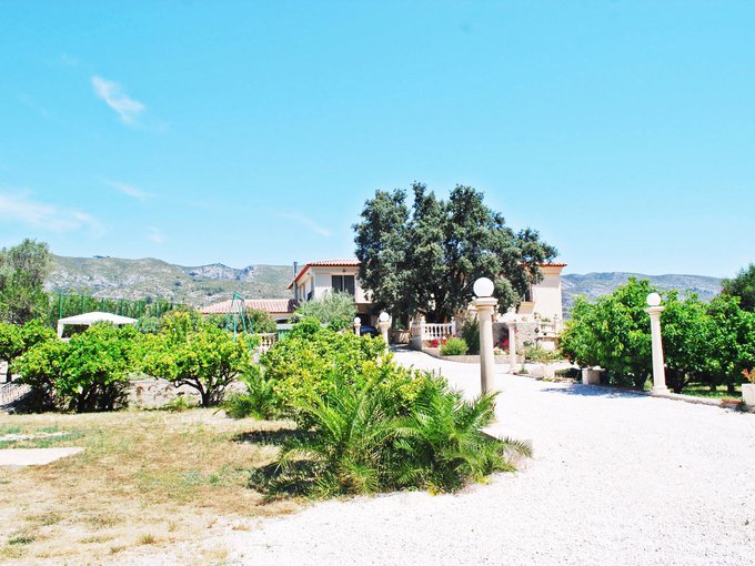 MARAVILLOSA CASA AMB TOTS ELS LUXES EN BENIALÍ