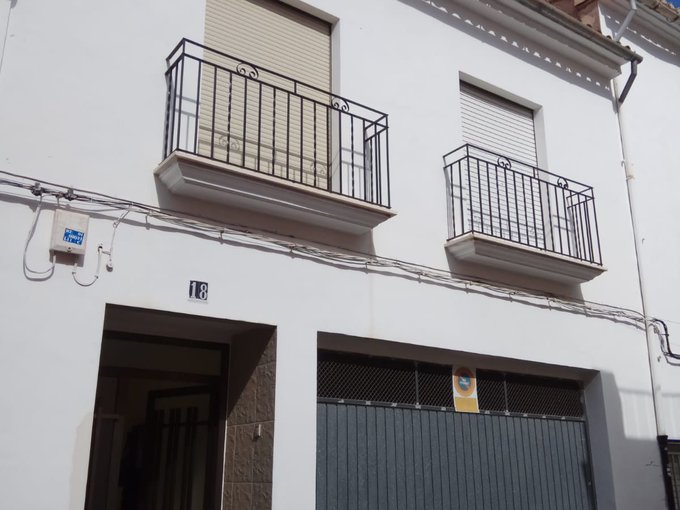 ESTUPENDA CASA EN ZONA RESIDENCIAL