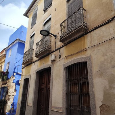 Casa señorial en el centro del pueblo.