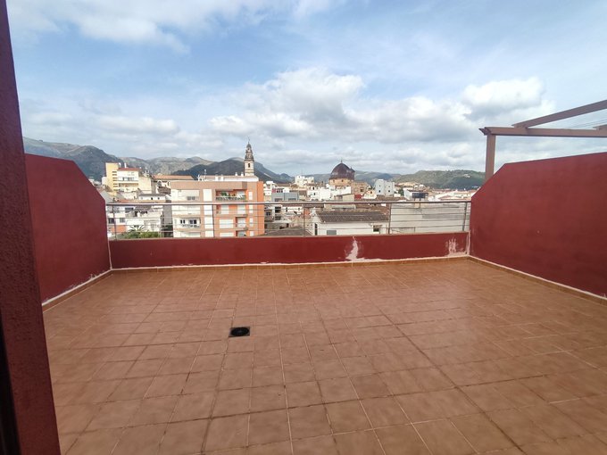 Aticvo S en edificio les Ones