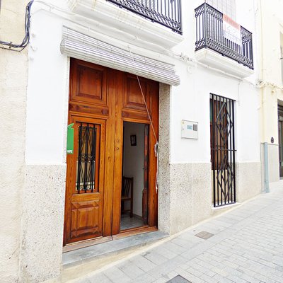TOWN HOUSE IN PEGO'S HISTORICAL CENTRE