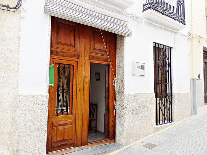 CASA DE POBLE EN EL CENTRE HISTÒRIC DE PEGO