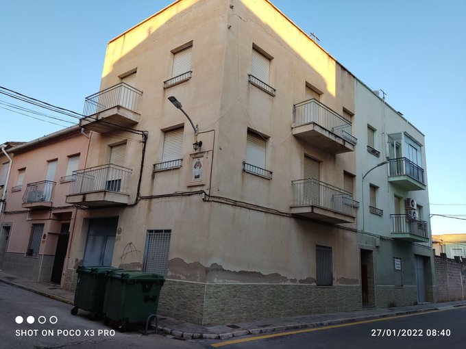 Vivienda en primera planta con garaje.